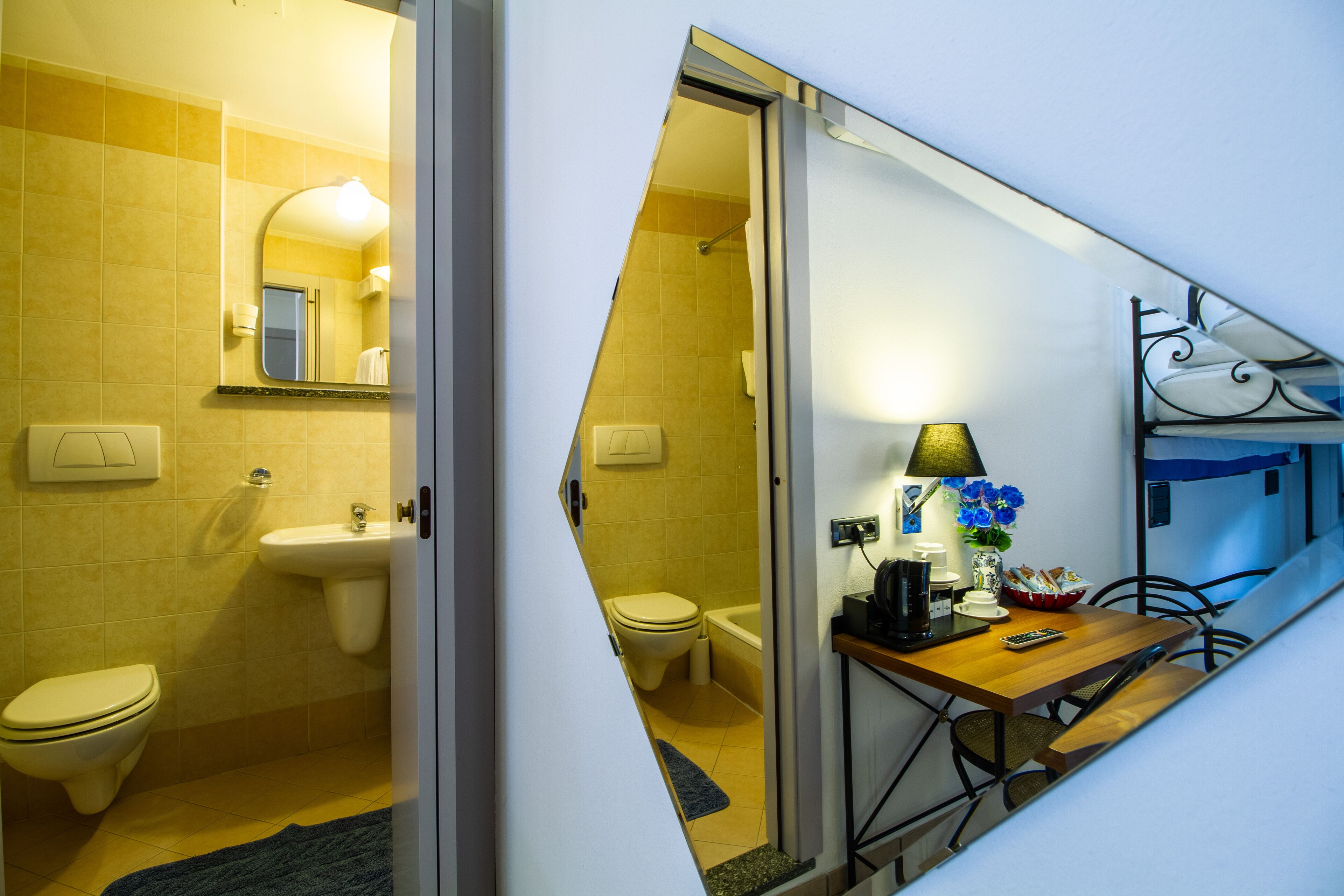 Photo - In Riva Al Lago