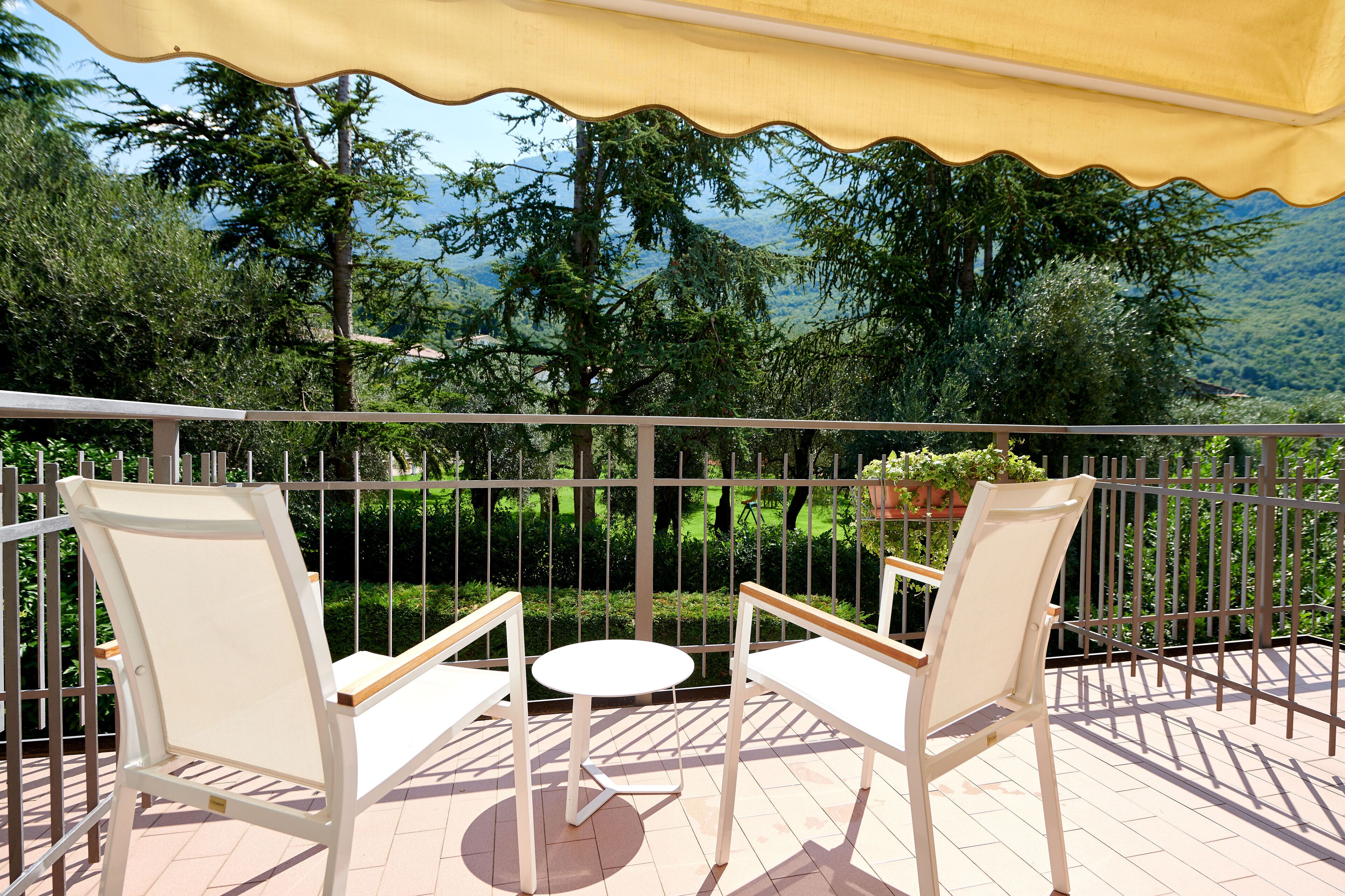 意大利 Frette 床單、防敏寢具、羽絨被、房內夾萬