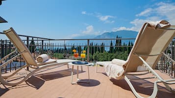 Doppia Exclusive, 1 letto king, terrazzo, vista lago | Vista dalla camera