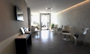 Interior entrance - Hotel La Scaletta (Rome)