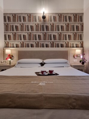 In-room safe, desk, blackout drapes, soundproofing - Charly Hotel (Milan)