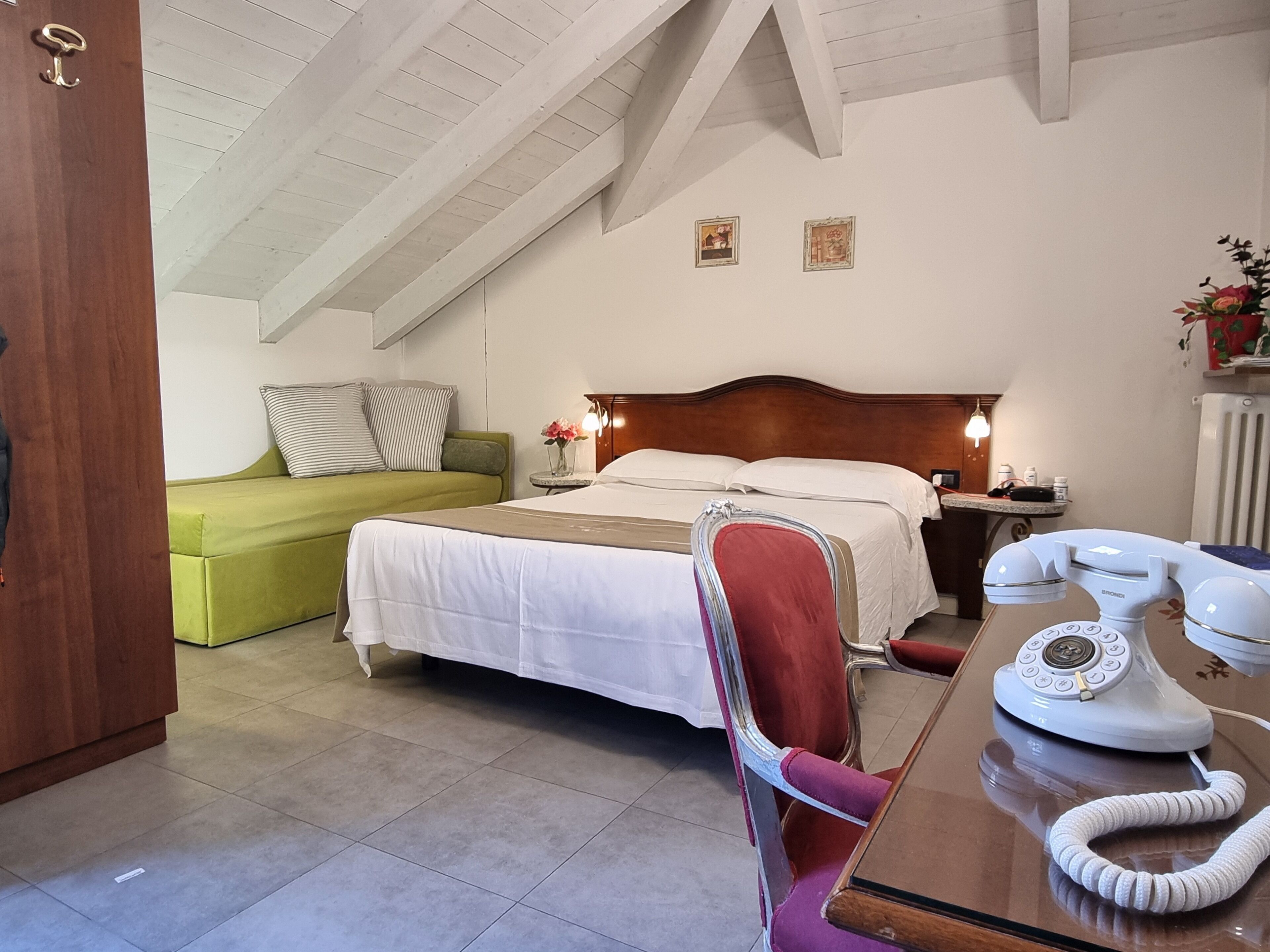 Photo - Hotel Charly