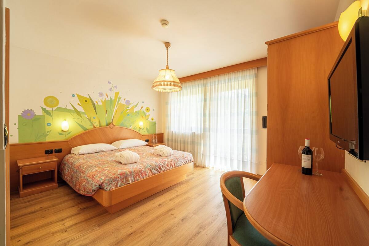 Comfort Quadruple Room, Balcony, Mountain View | Egyptian cotton sheets, hypo-allergenic bedding available