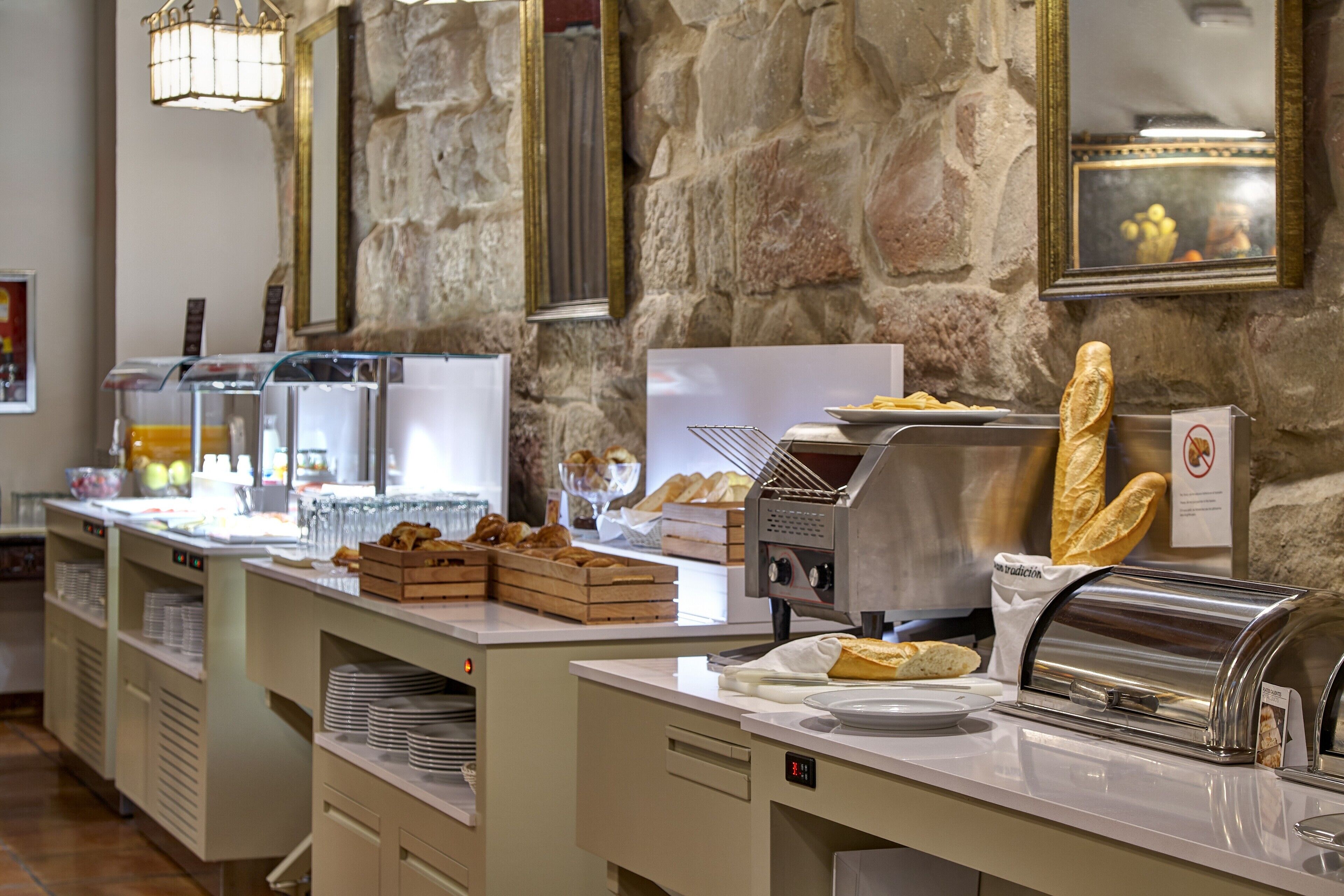 daily buffet breakfast (eur 21 per person)