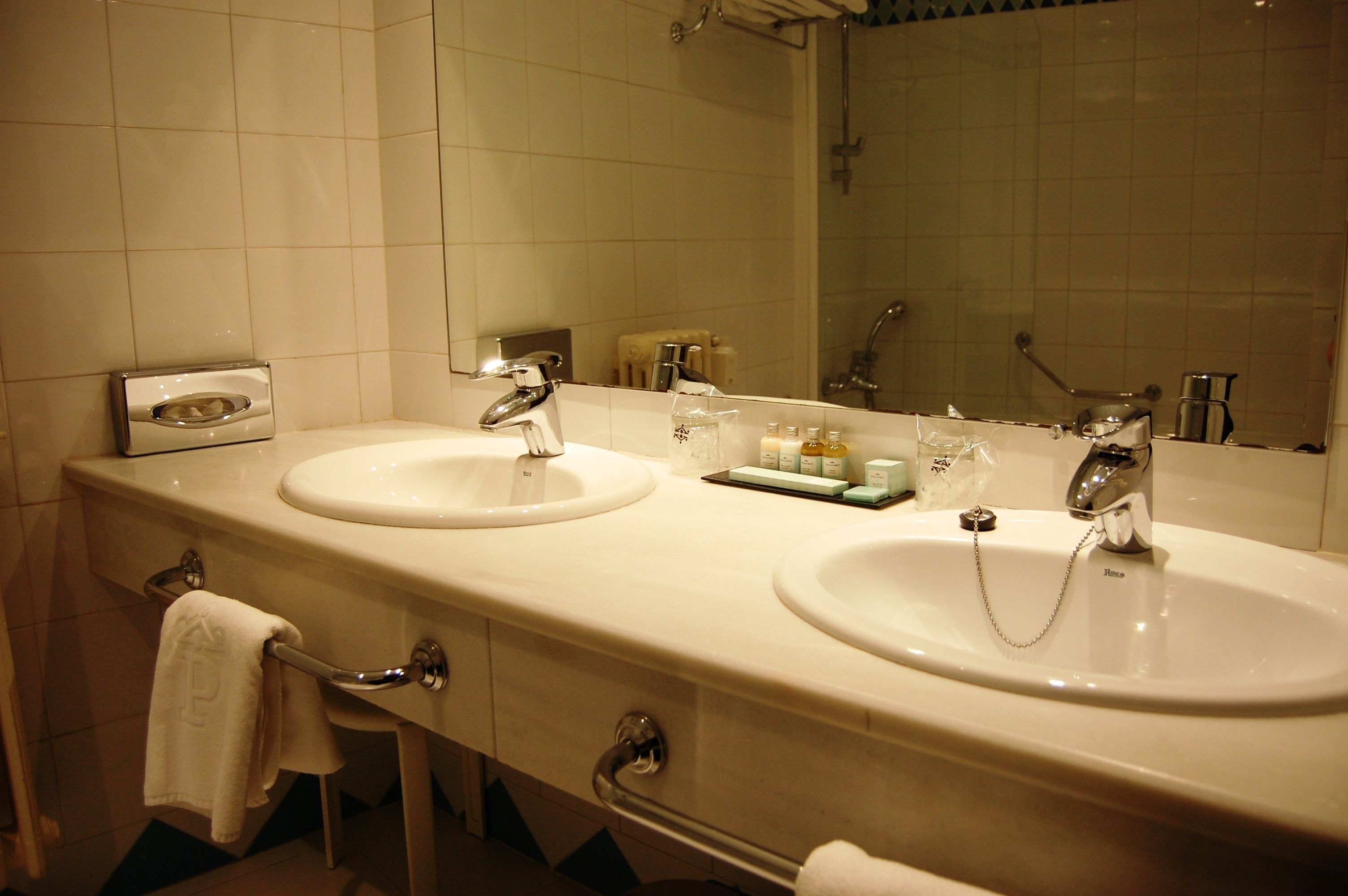 free toiletries, hair dryer, bidet, towels