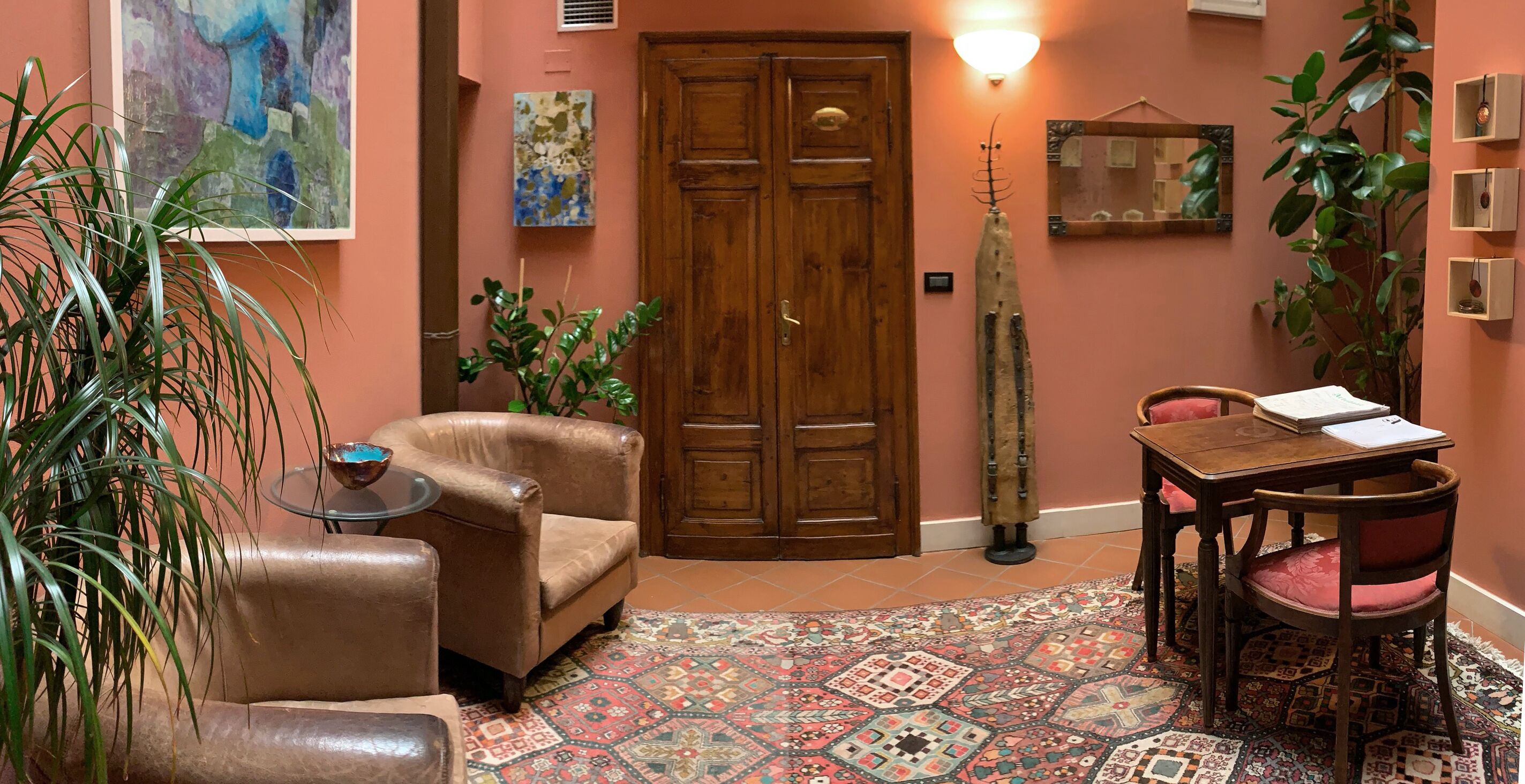 32-inch led tv with satellite channels, smart tv