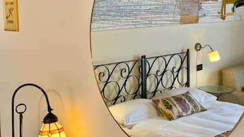 Biancheria da letto di alta qualità, minibar, una scrivania