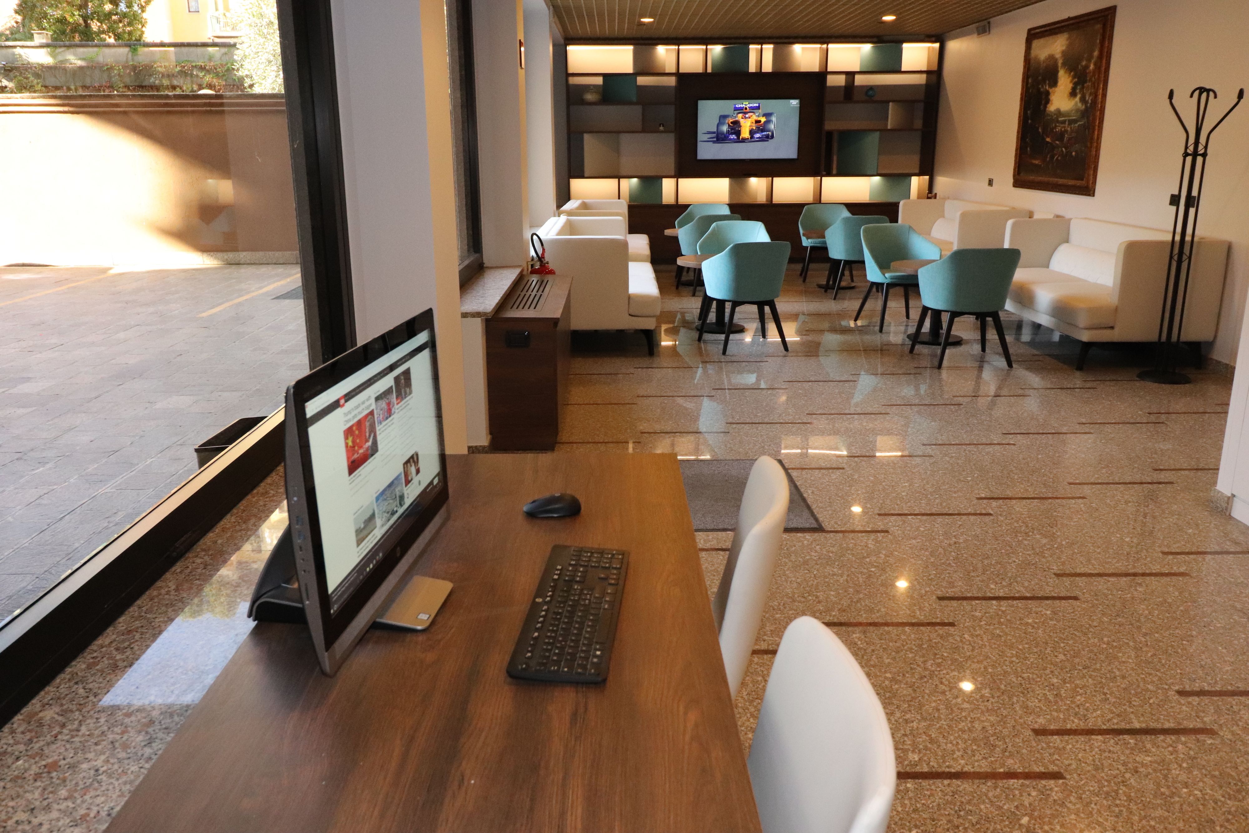 المنشأة من الداخل