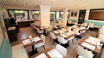 Daily buffet breakfast (EUR 12 per person)