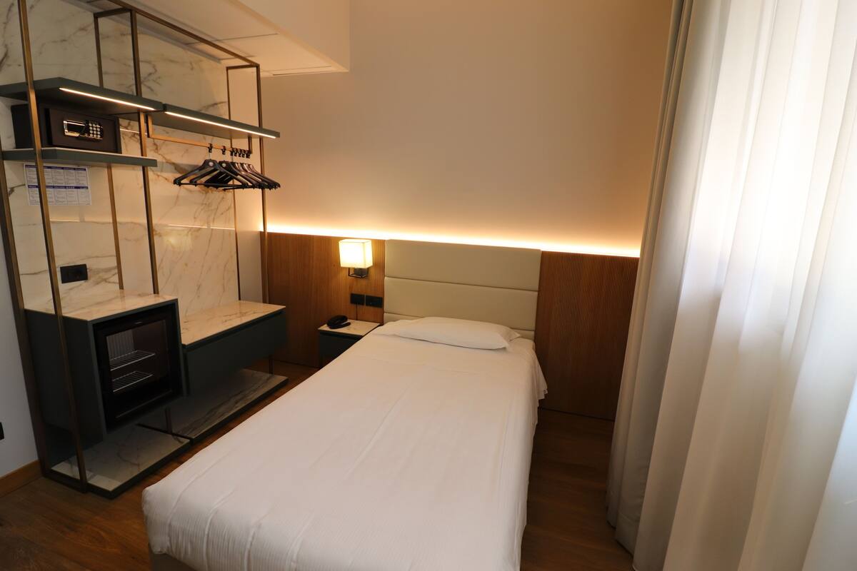 Single Room