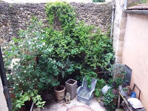 Superior Double Room | Courtyard view
