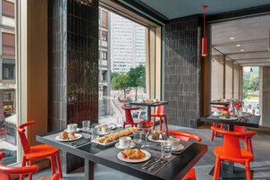 Daily buffet breakfast (EUR 25 per person)