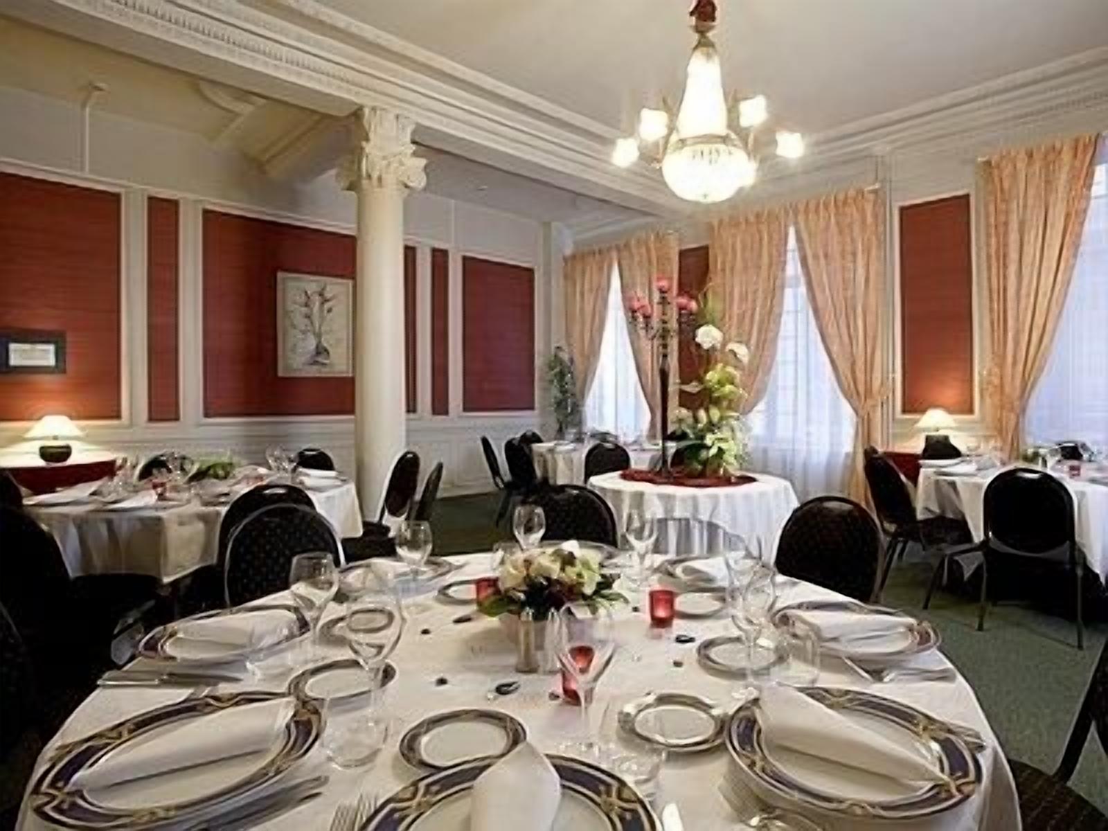 lunch and dinner served, french cuisine