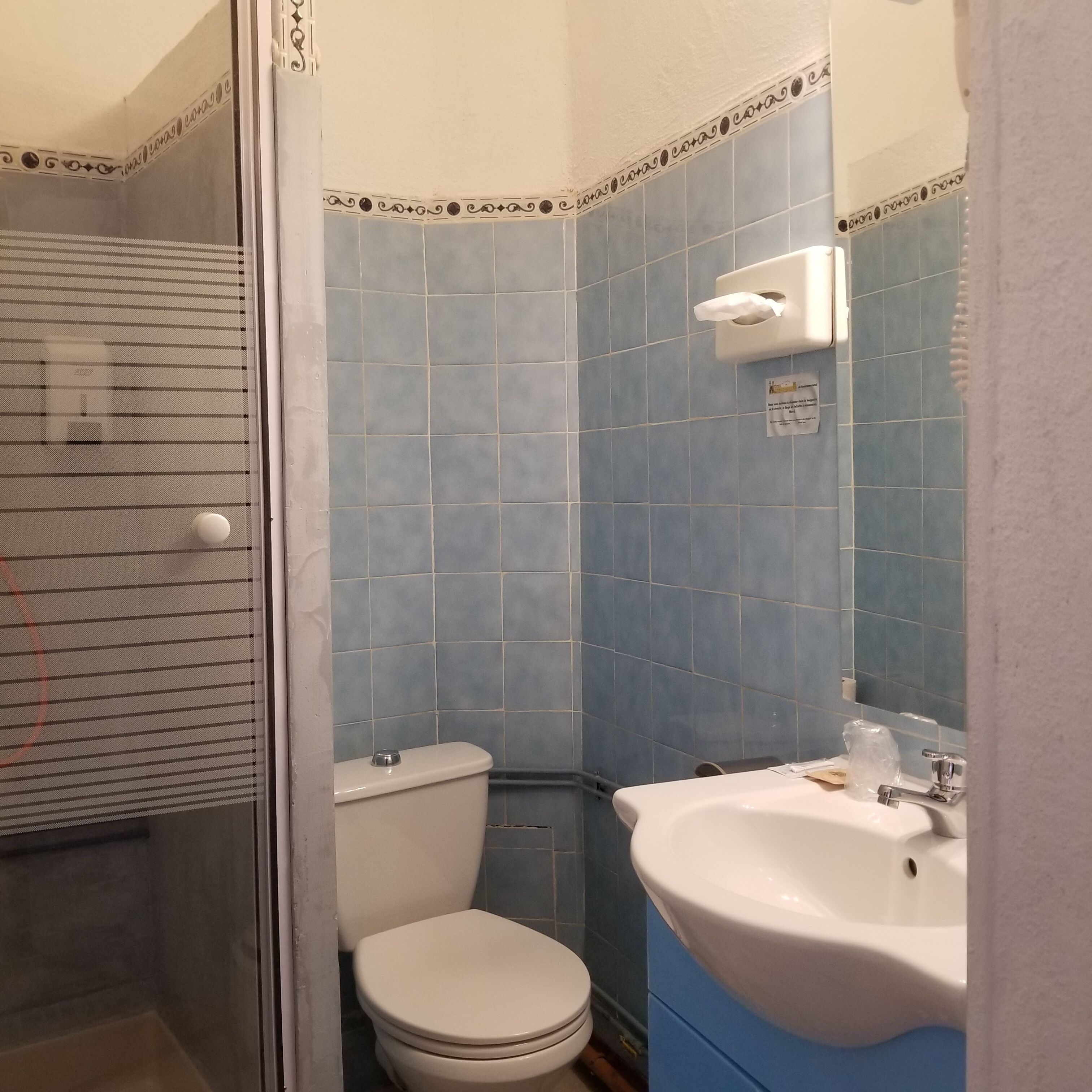 standard double room | bathroom | shower, rainfall showerhead, hair dryer, towels