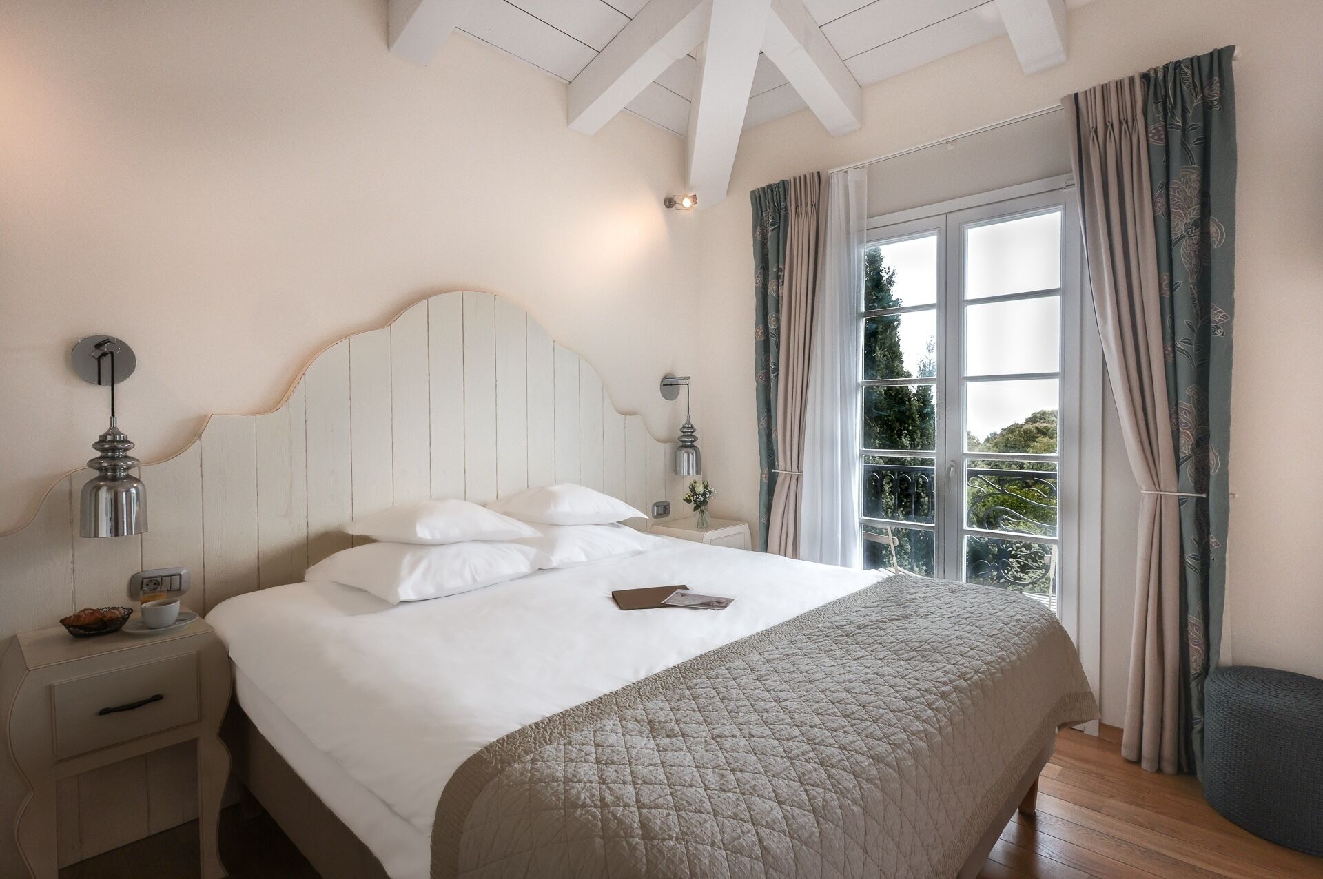 In-room safe, individually decorated, individually furnished