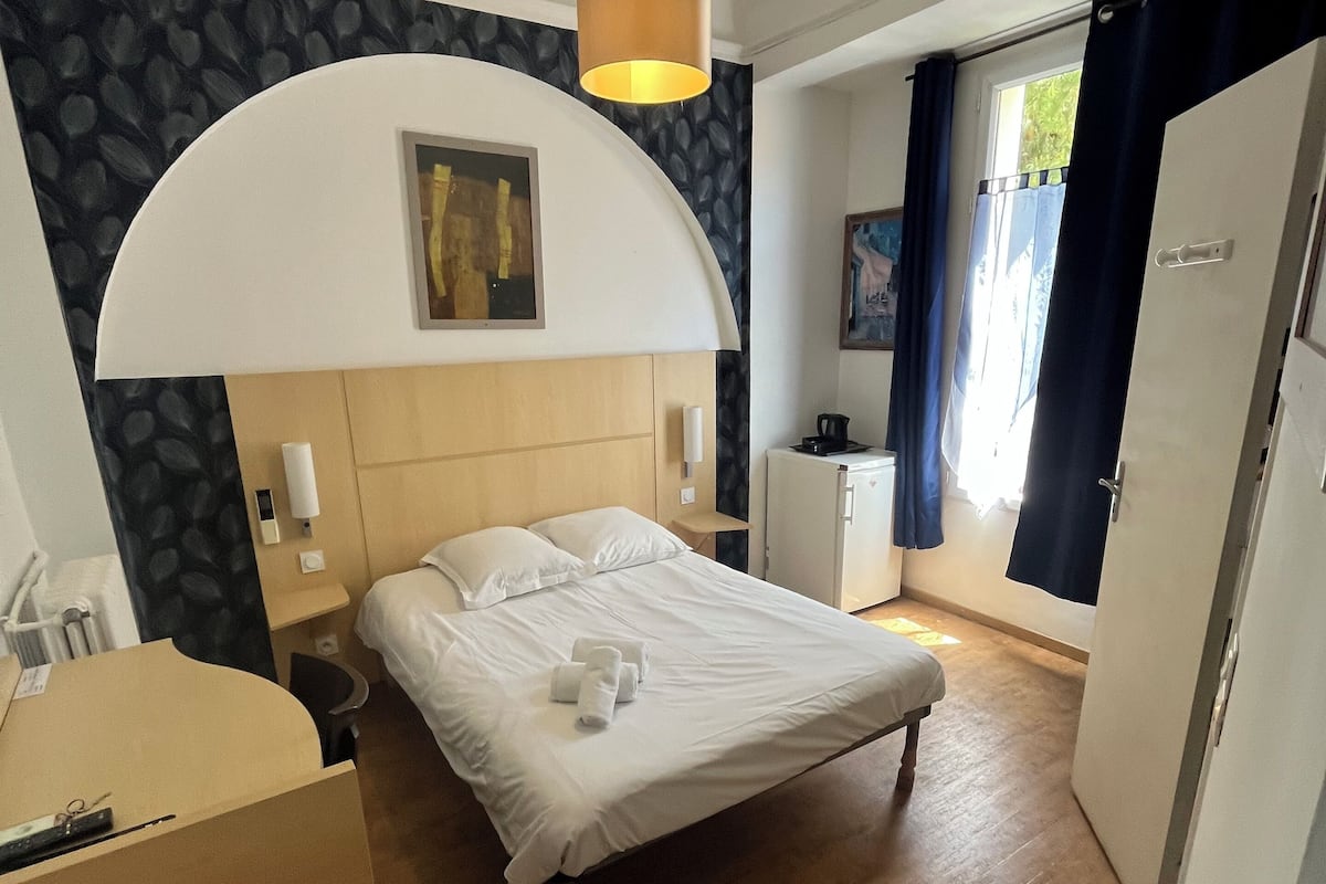 Chambre Double | Coffres-forts dans les chambres, bureau, fer et planche Ă repasser