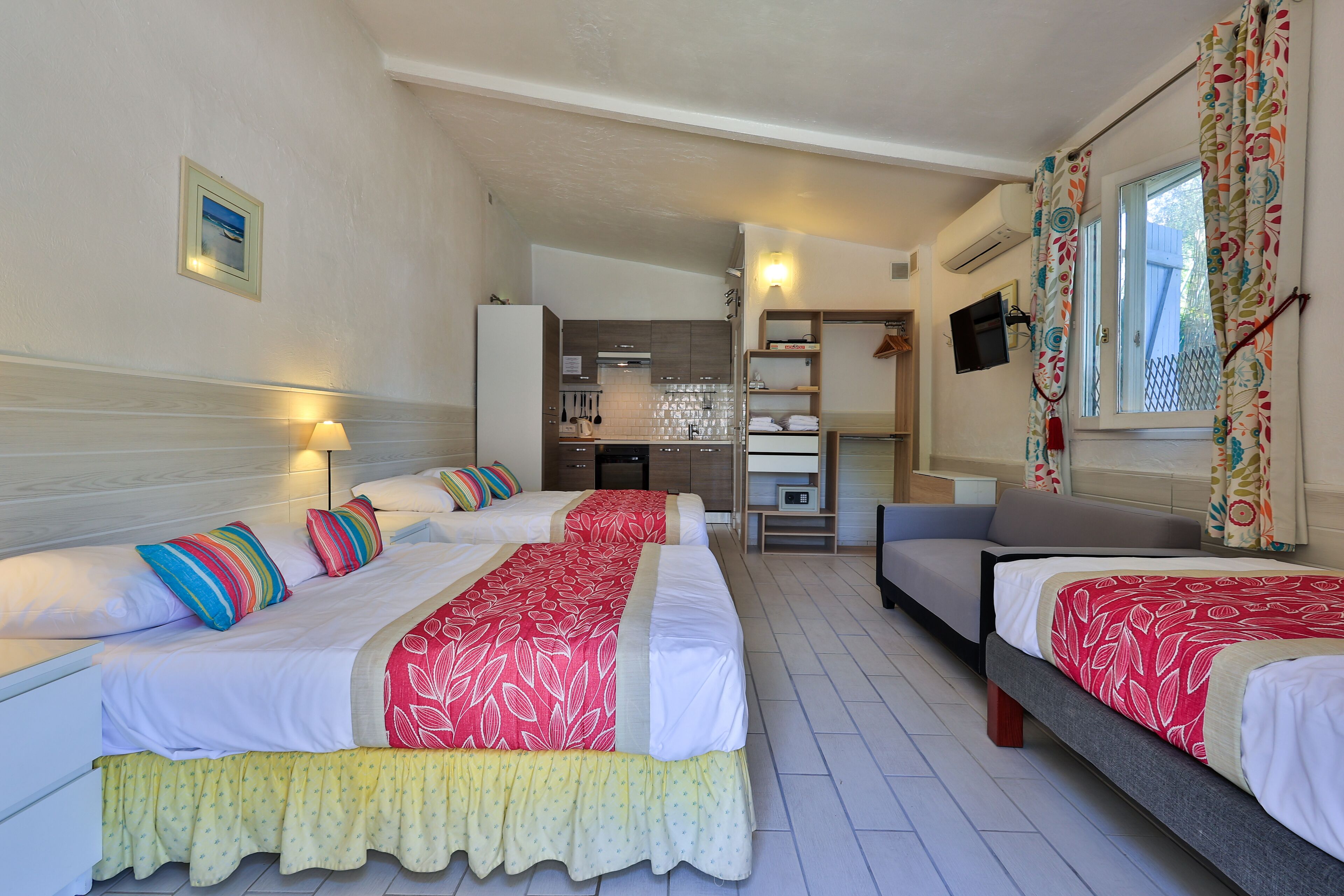 studio, garden view | memory-foam beds, minibar, in-room safe, individually decorated