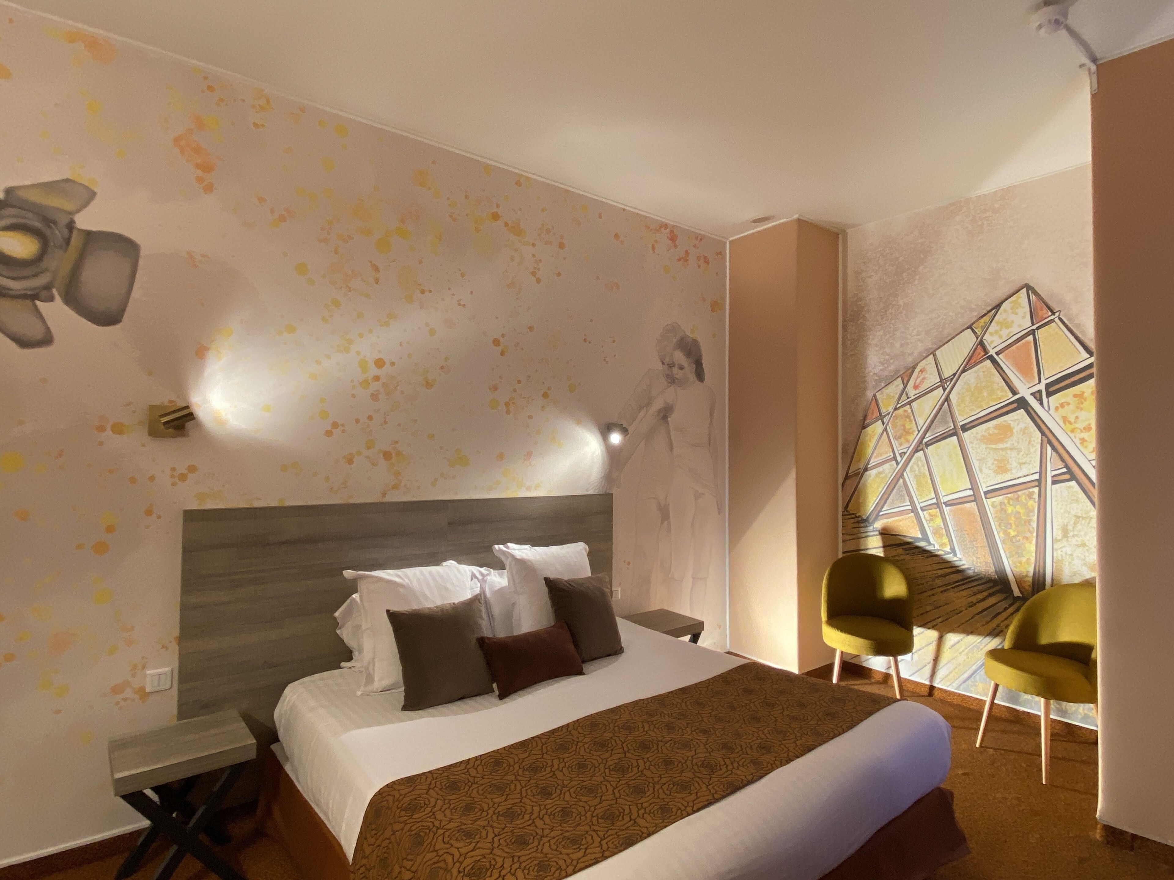 superior double room | minibar, soundproofing, free wifi, bed sheets