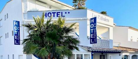 숙박 시설 정면