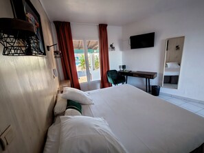 Double Room | Pemandangan dari bilik