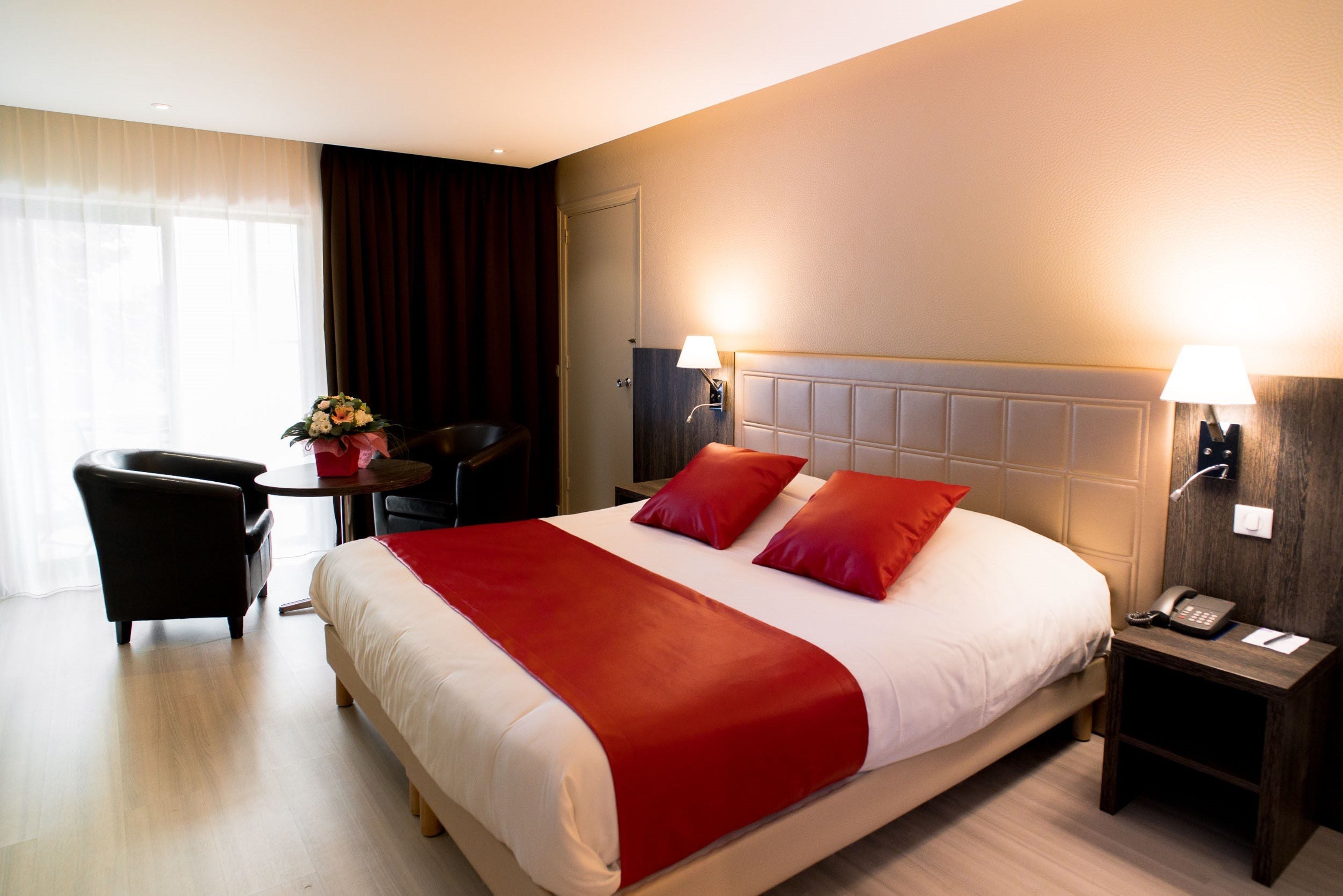 club double room | premium bedding, minibar, in-room safe, desk