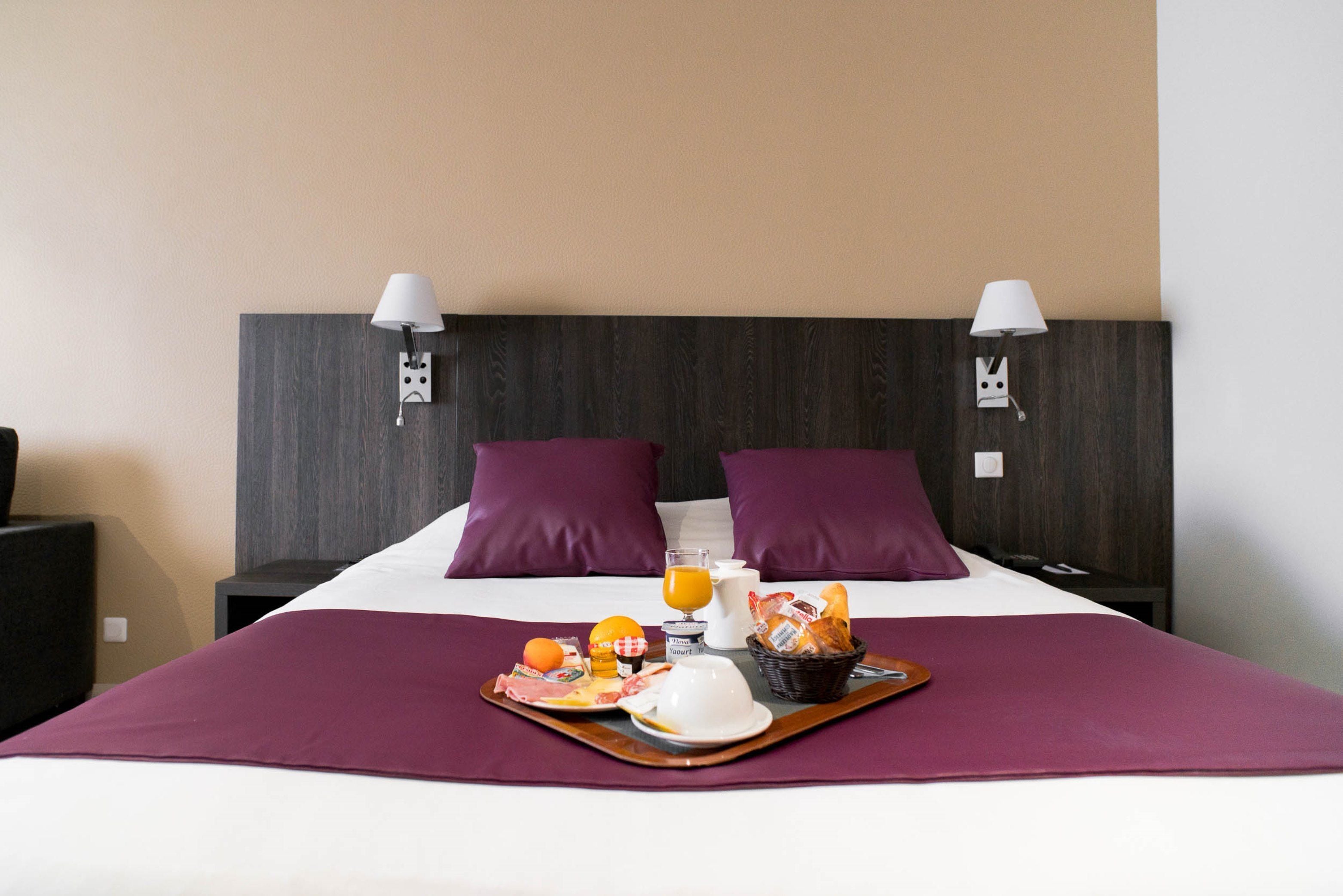 presidential double room | premium bedding, minibar, in-room safe, desk