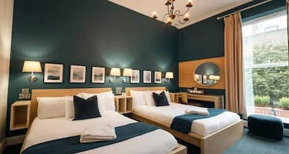 Celtic Lodge Guesthouse - Restaurant & Bar