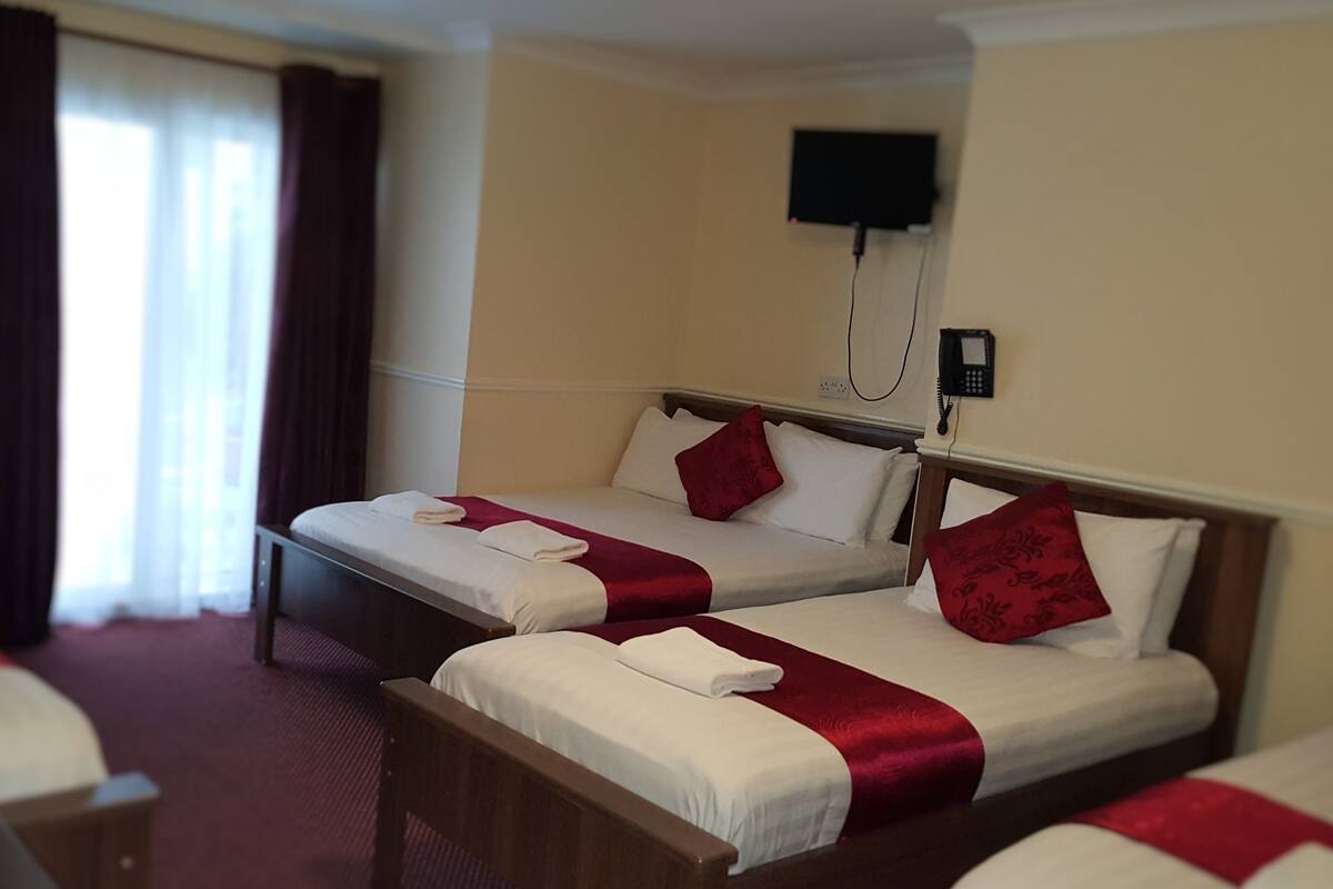 Desk, iron/ironing board, free WiFi, bed sheets