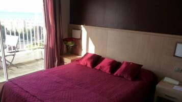 Superior kamer, 1 twee- of 2 eenpersoonsbedden | Uitzicht vanuit de kamer