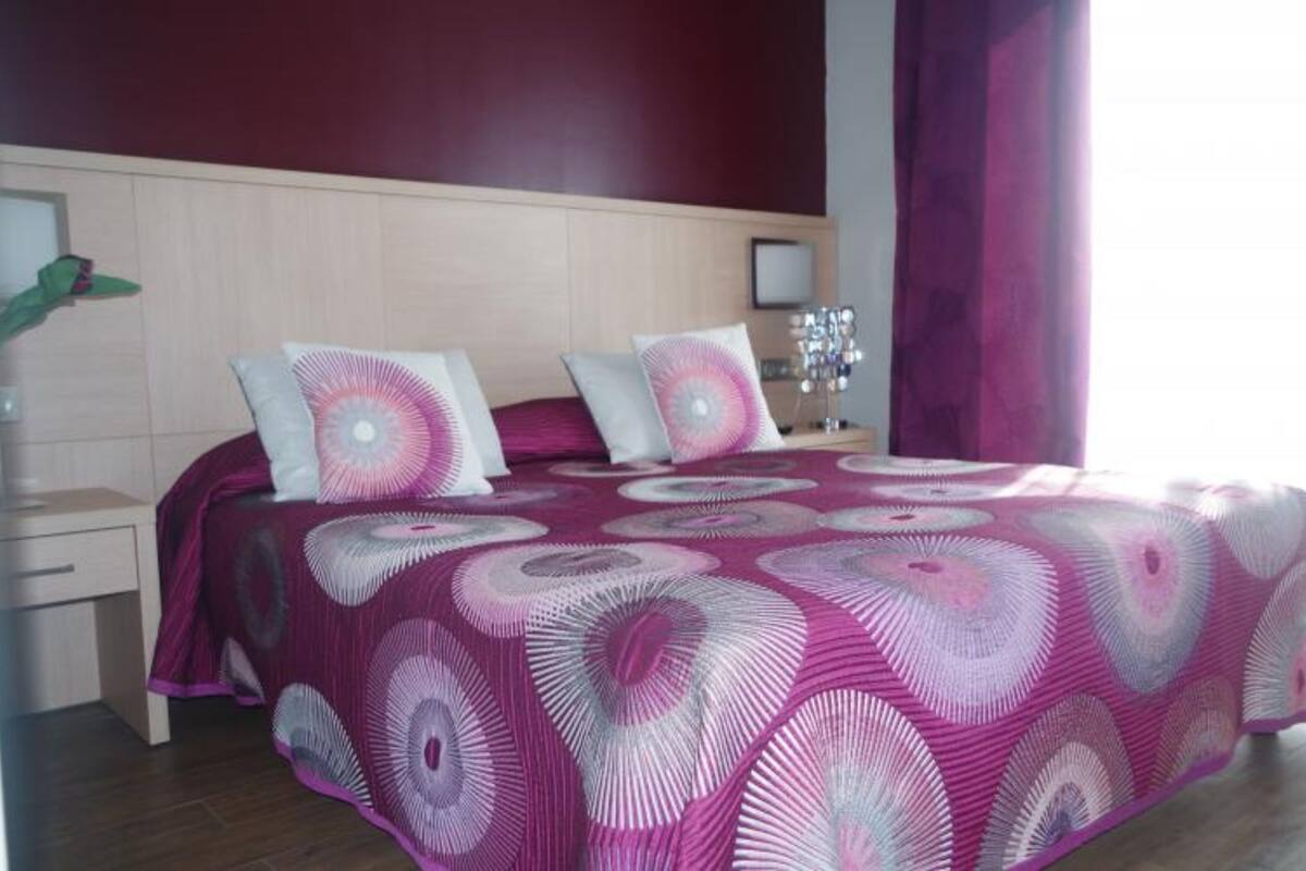 Superior-Doppel- oder -Zweibettzimmer