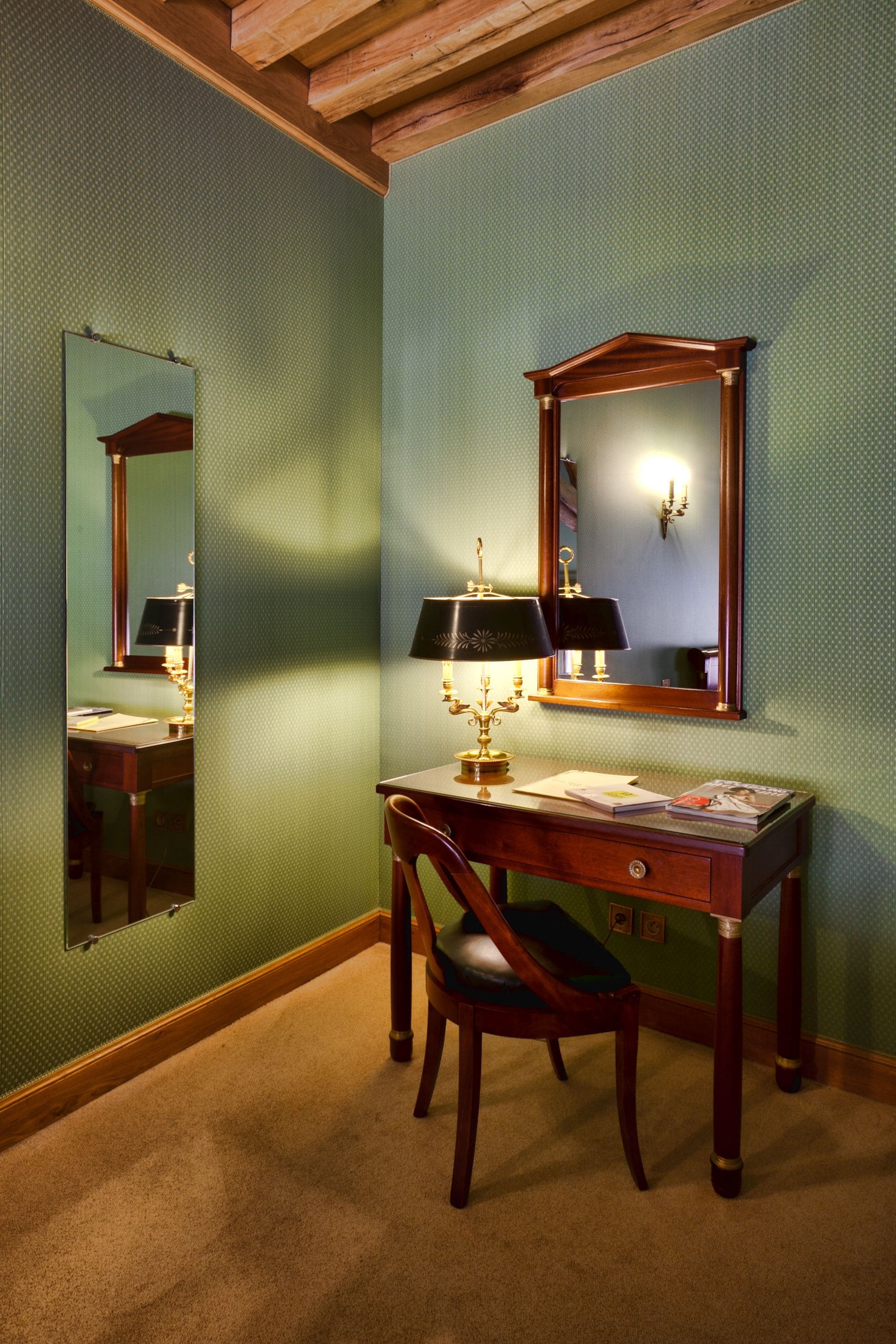 comfort double room, private bathroom | room amenity