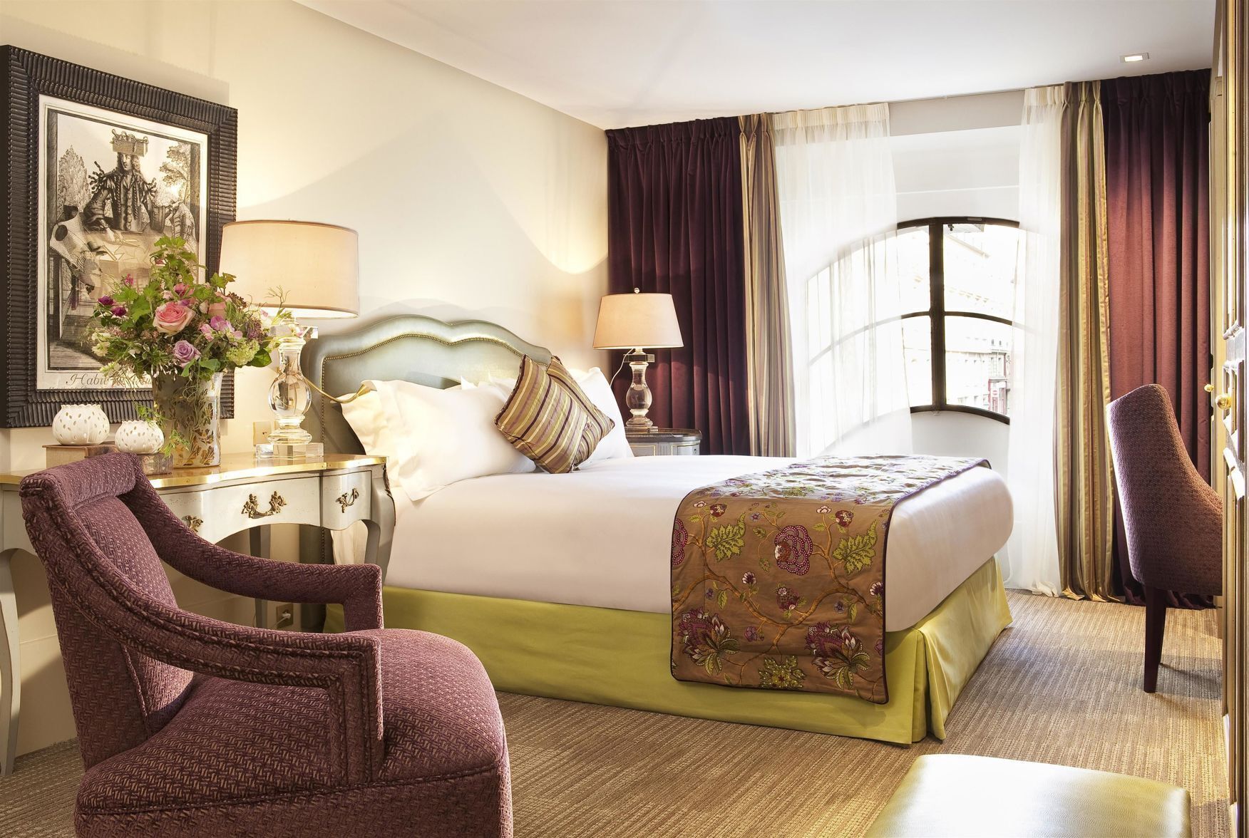 Premium bedding, minibar, in-room safe, desk