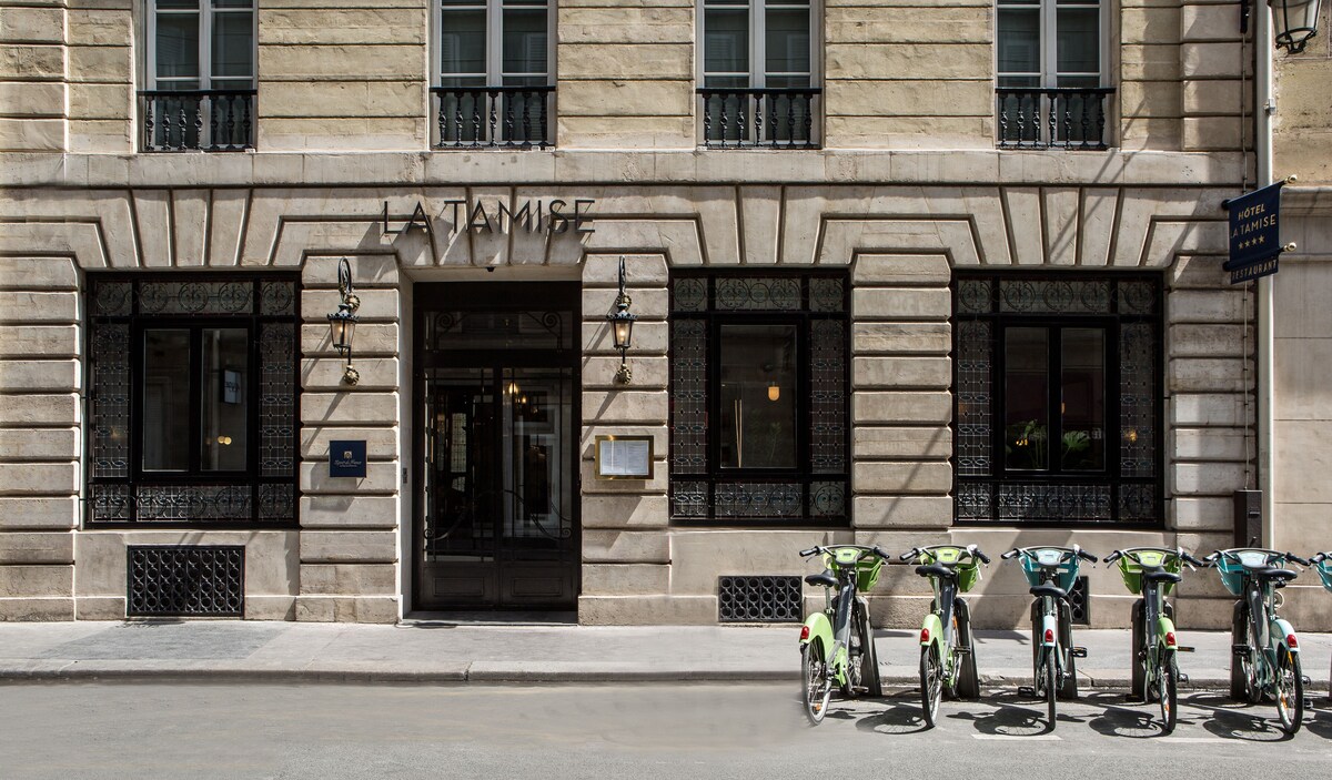 Hotel La Tamise パリ