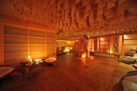 Couples treatment room(s), Turkish bath/hammam, Ayurvedic treatments