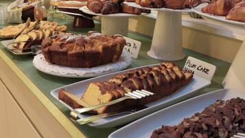 Desayuno bufé gratuito y diario