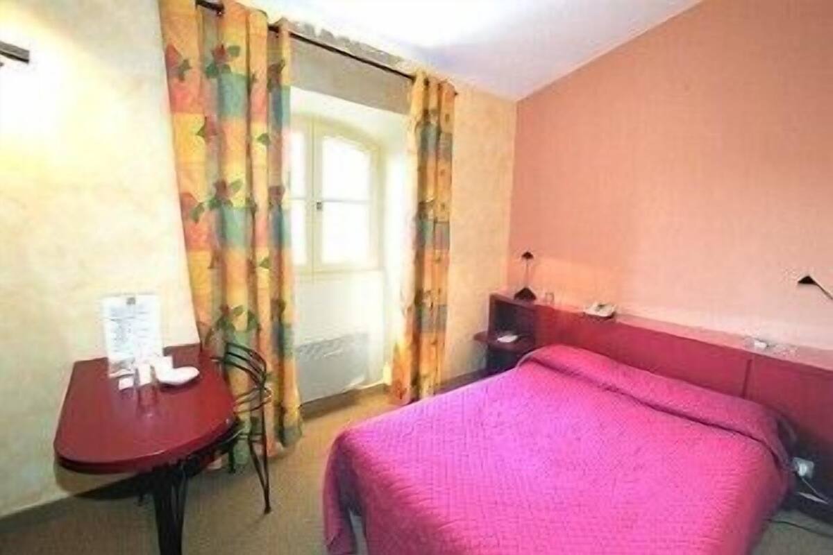 Minibar, desk, iron/ironing board (on request), cribs (surcharge)
