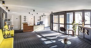 Reception - Best Western Hotel Atrium Valence (Valence)