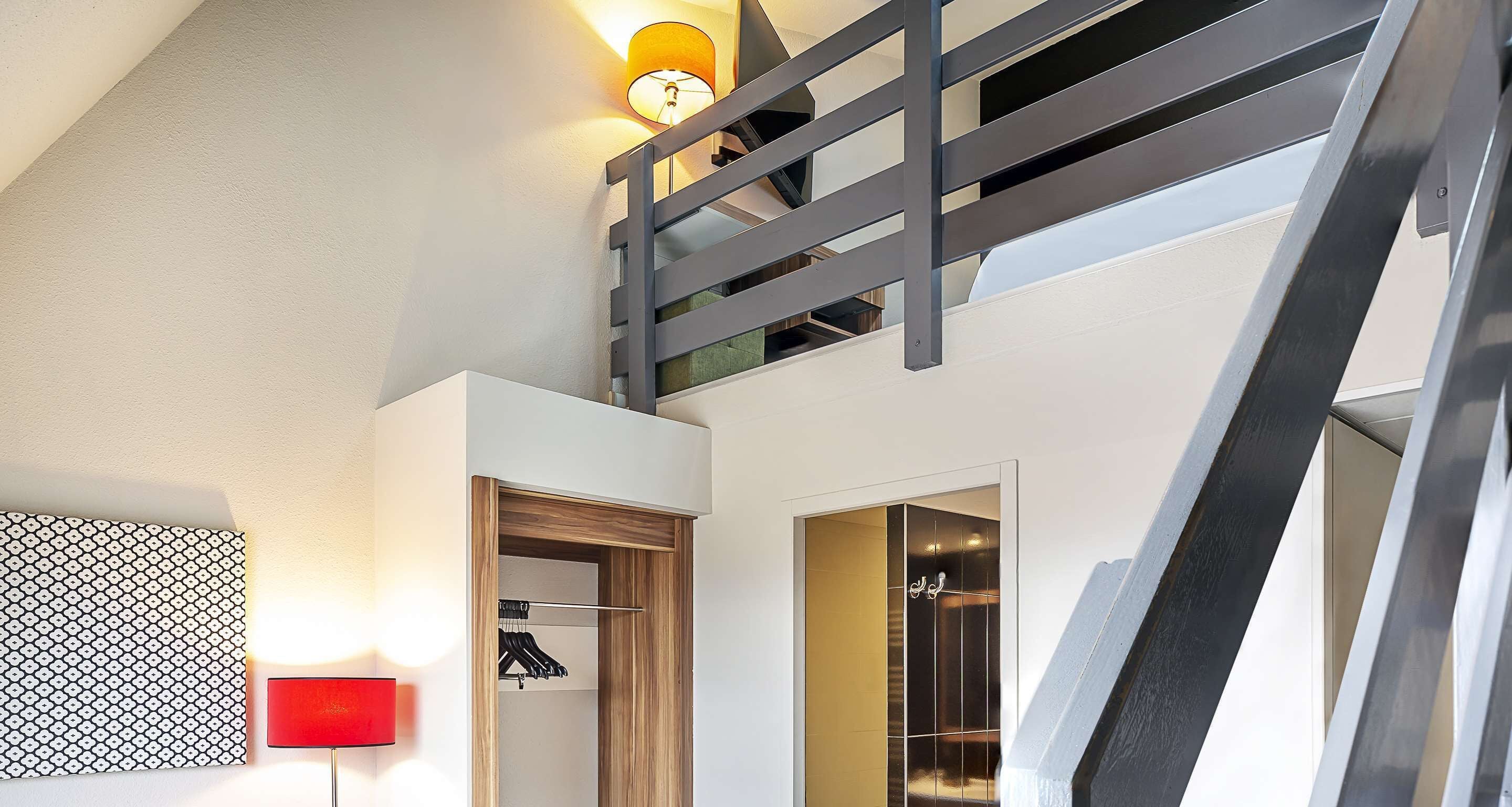 superior room, 1 queen bed, non smoking, mezzanine (with sofabed) | minibar, in-room safe, desk, soundproofing