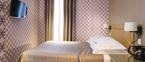 Standard Double Room | Premium bedding, minibar, in-room safe, desk