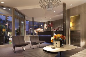 Sala de estar en el lobby