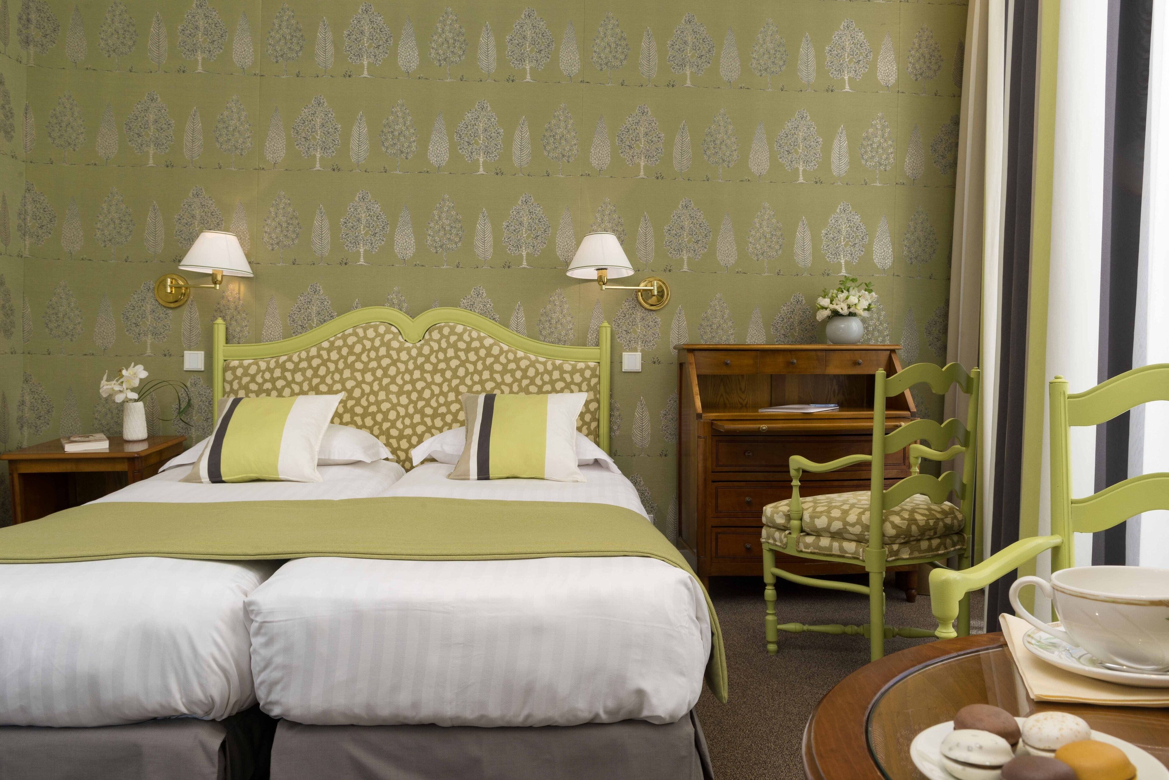 superior double or twin room | minibar, in-room safe, desk, blackout curtains