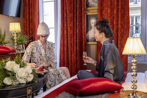 Executive Double or Twin Room | Bathroom | Free toiletries, hair dryer, bathrobes, towels