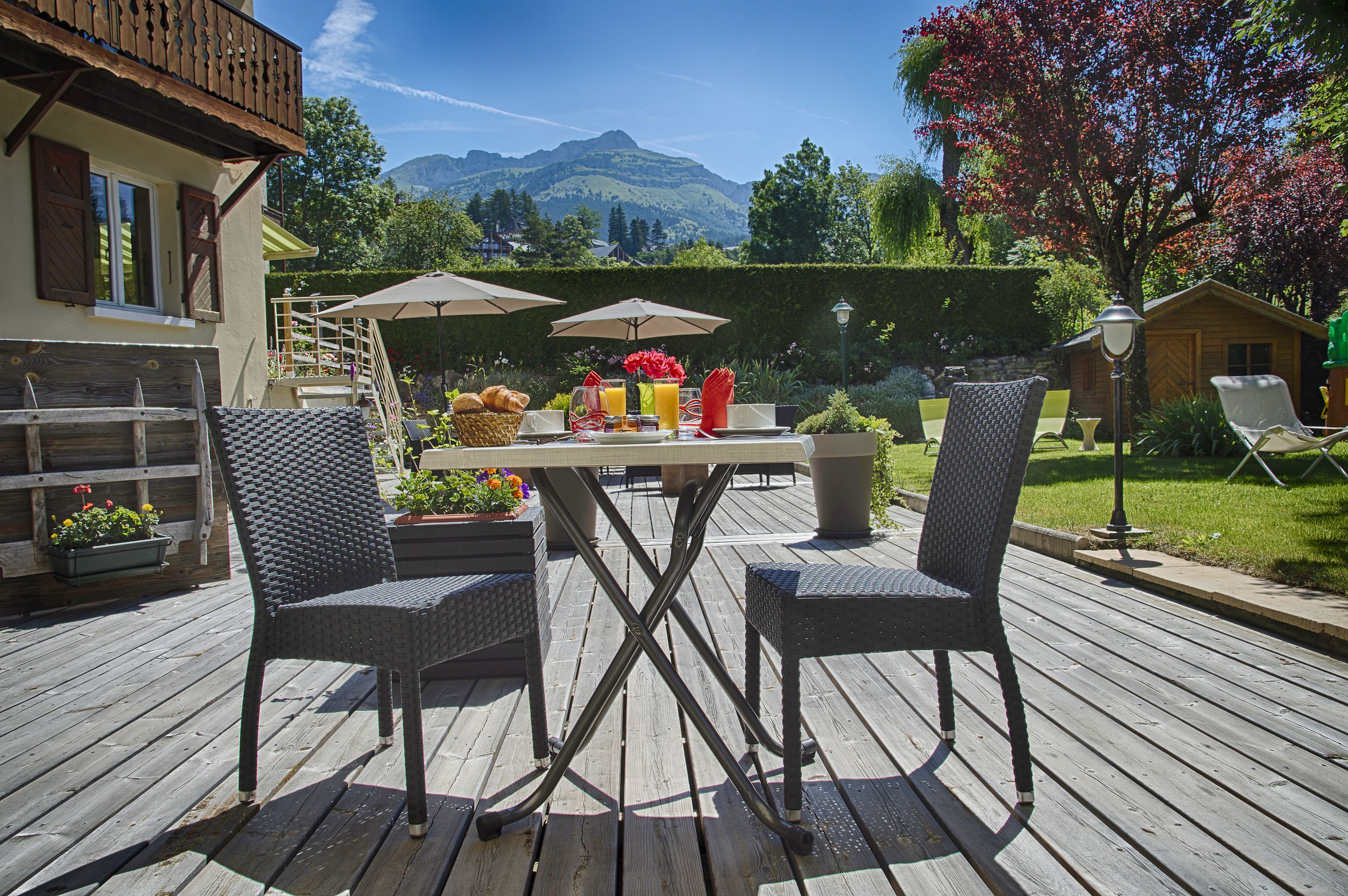 standard double room | breakfast meal | daily buffet breakfast (eur 15 per person)