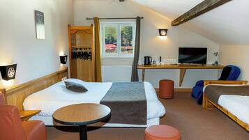 Standard Quadruple Room, 1 Bedroom, Private Bathroom | Premium bedding, down comforters, Select Comfort beds, in-room safe