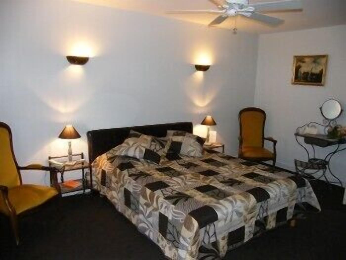 Minibar, in-room safe, soundproofing, free cots/infant beds