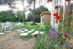 Interior - Hôtel Rose (Beauvoir)