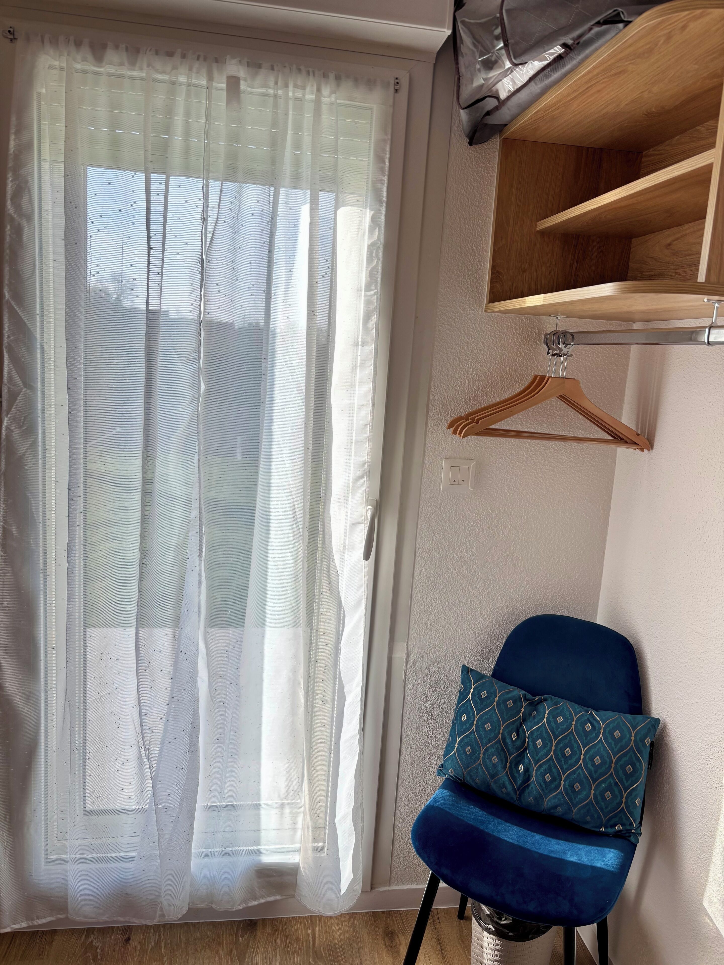 Literie de qualité supérieure, bureau, chambres insonorisées