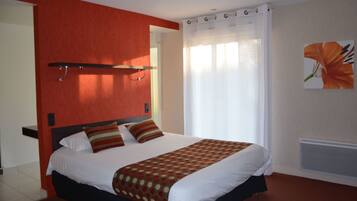 Chambre Double Confort | Décoration personnalisée, ameublement personnalisé, bureau