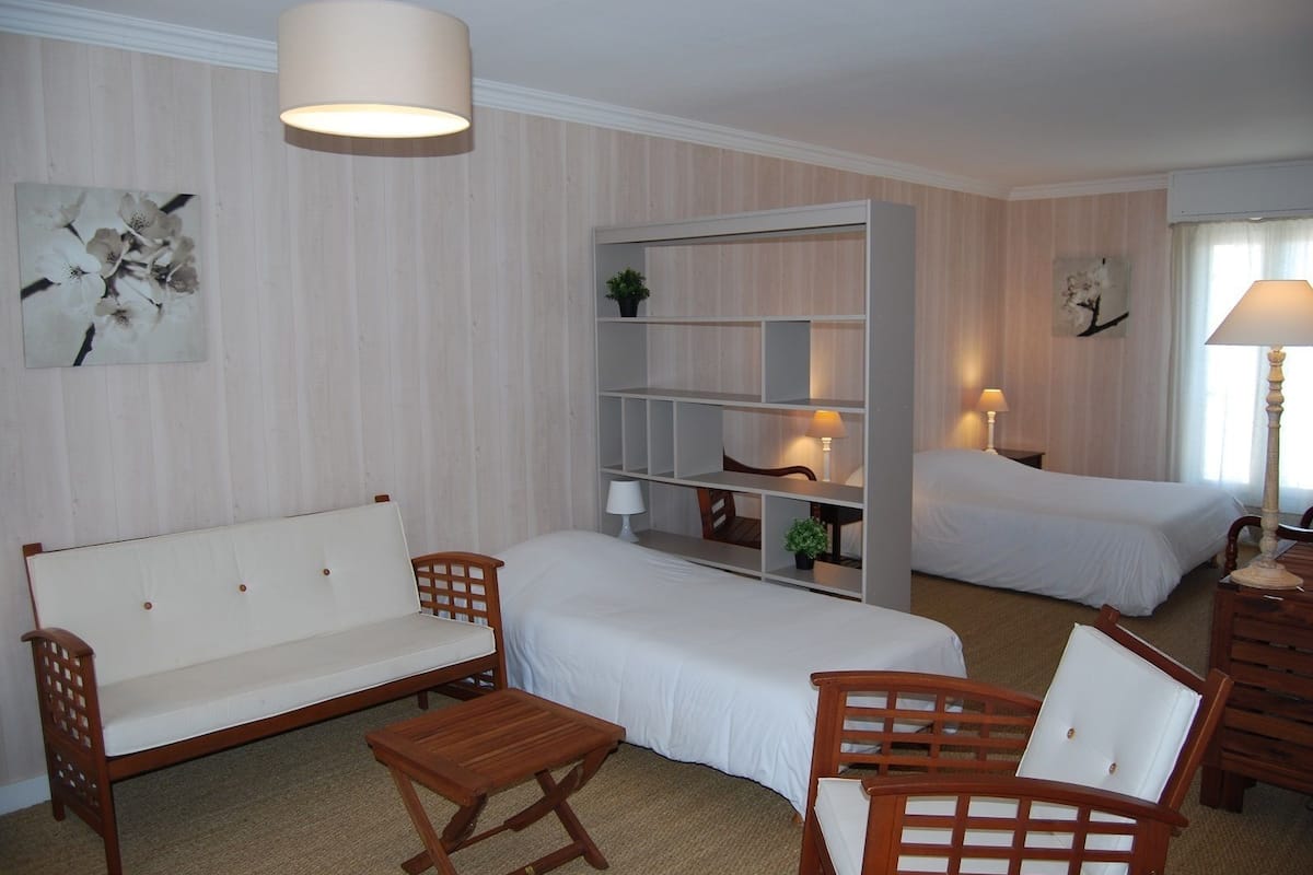 triple room | select comfort beds, desk, iron/ironing board, free cots/infant beds