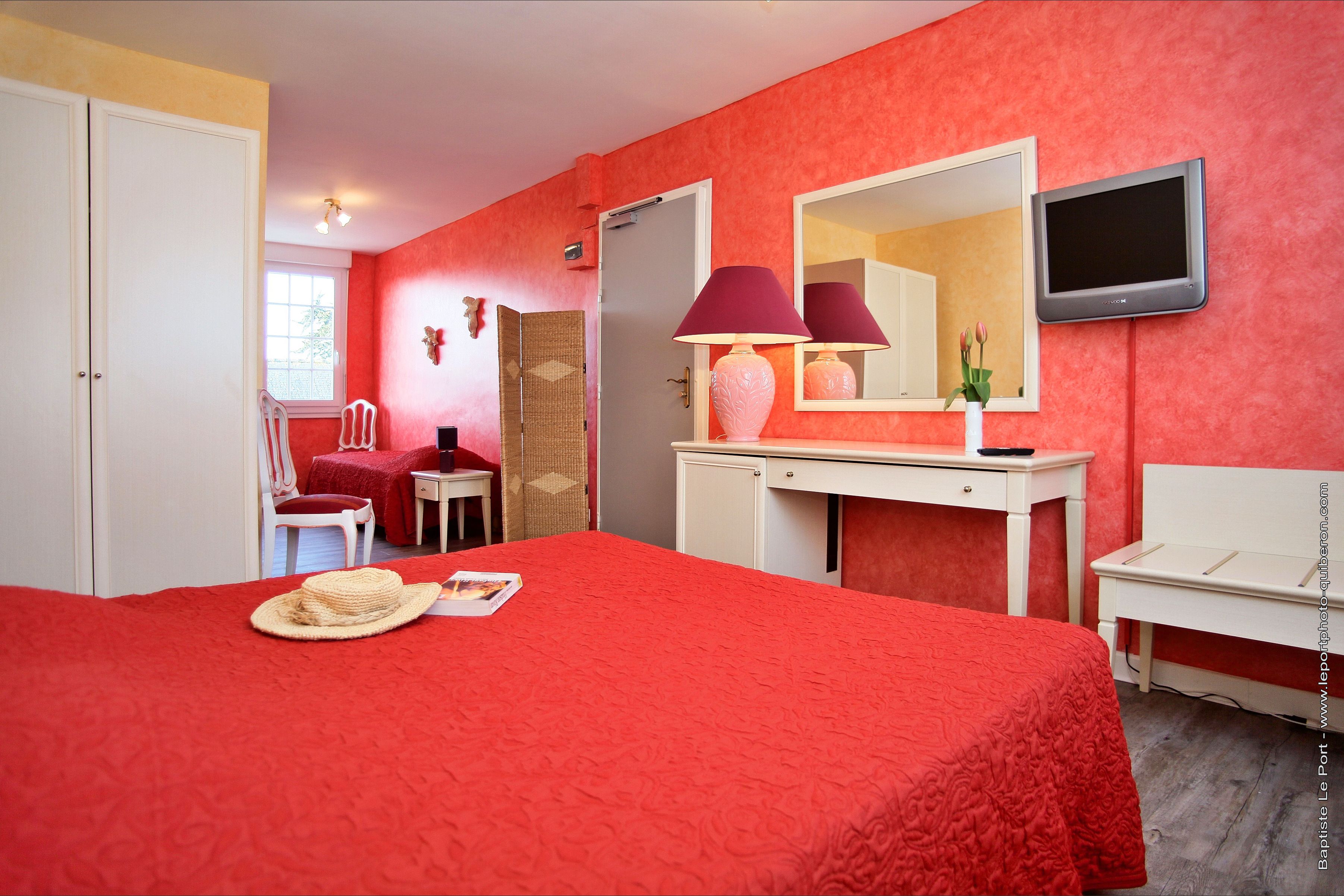 comfort triple room | individually decorated, individually furnished, rollaway beds, free wifi